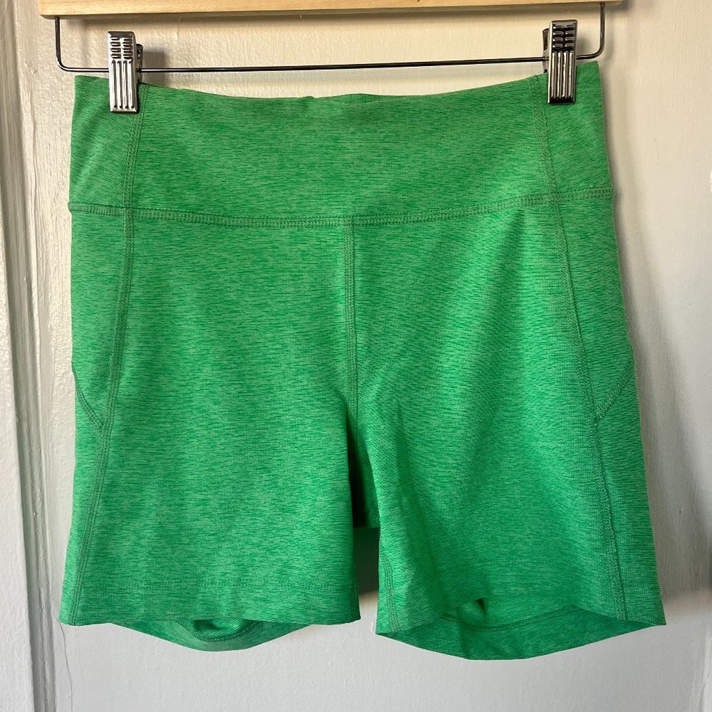 Outdoor Voices Pine Green 5" Warm Up Short - Size Small